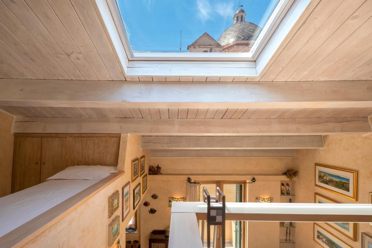 Casa Ferret. Appartamento Nel Cuore Di Alghero Kültér fotó